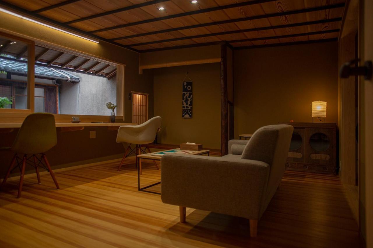 Itsumoya Hotel Хатсукаичи Екстериор снимка